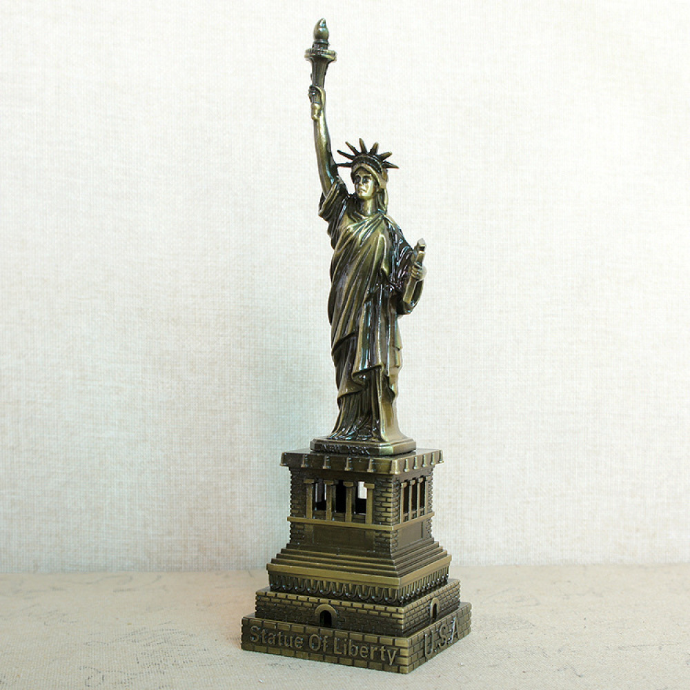 Escultura Vintage de Metal da  - Unique Art Craft avaliação e preço